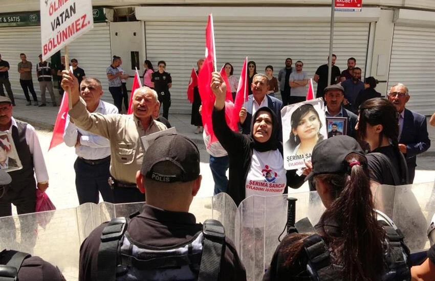 Evlatları değişik tarihlerde PKK terör örgütü tarafından dağa kaçırılan ailelerin sayısı Van'da 34'ü buldu.