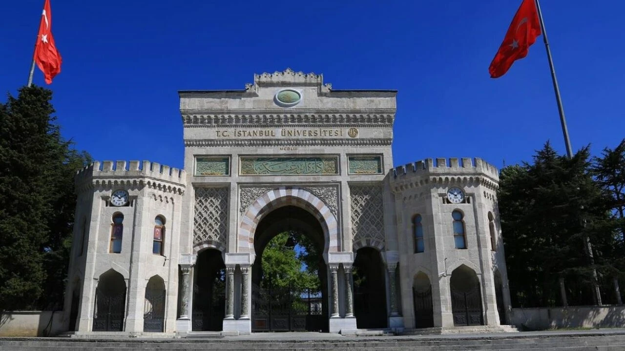 İstanbul'un en iyi üniversiteleri belli oldu! İlk sıradakini kimse beklemiyordu