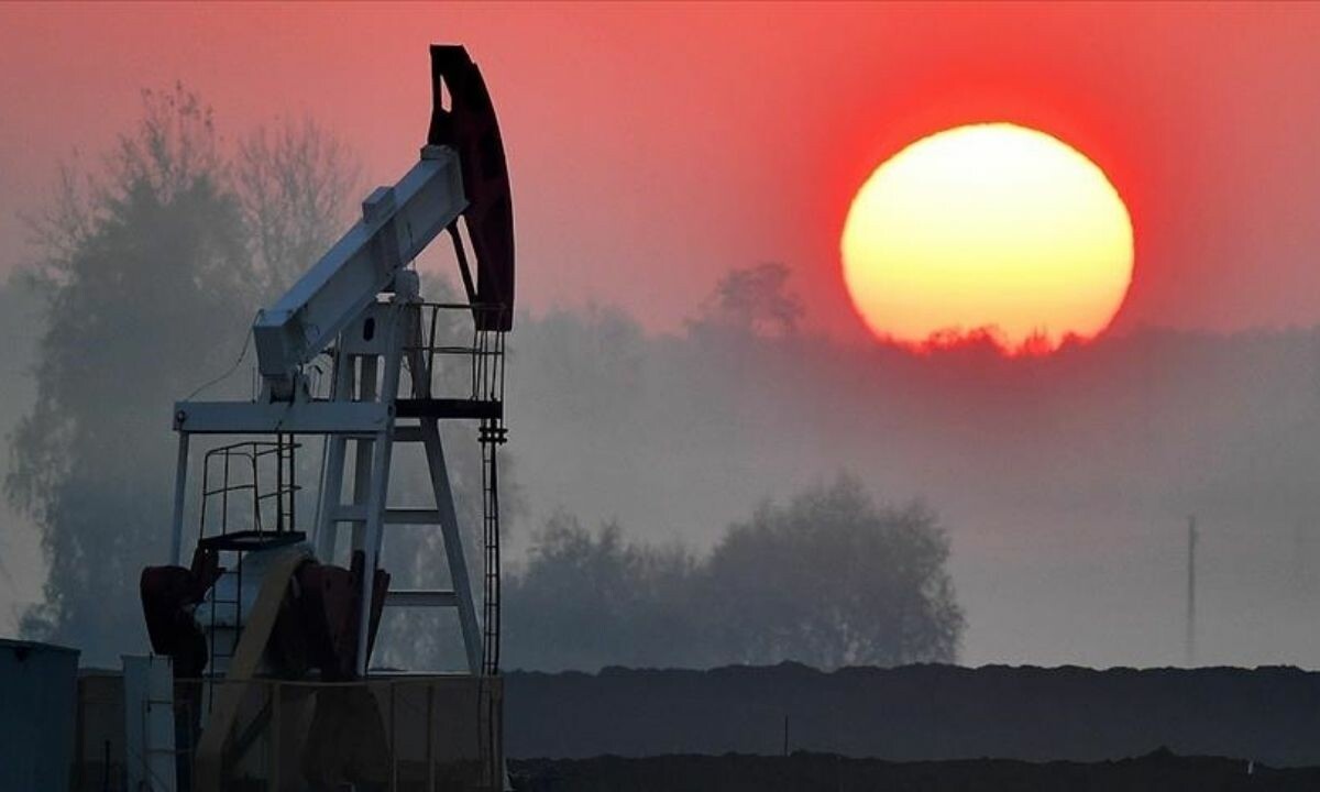 Petrol fiyatları stok düşüşü ve Çin etkisiyle durağan seyir izliyor!