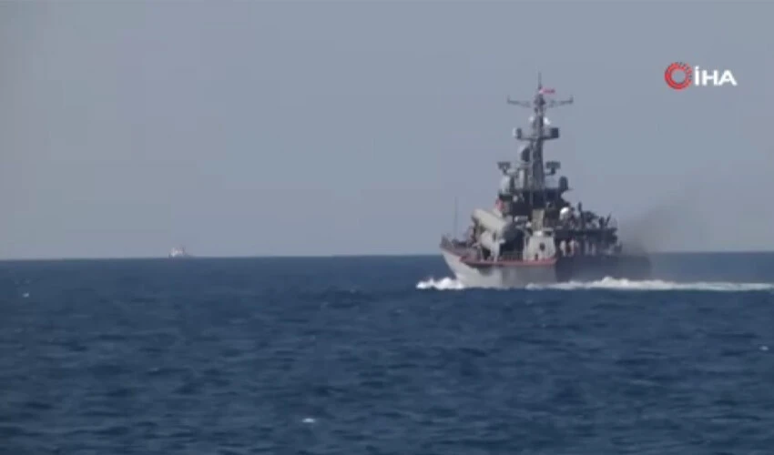 Rusya'dan Karadeniz'de gözdağı: Fiili atışlı tatbikat başlattı