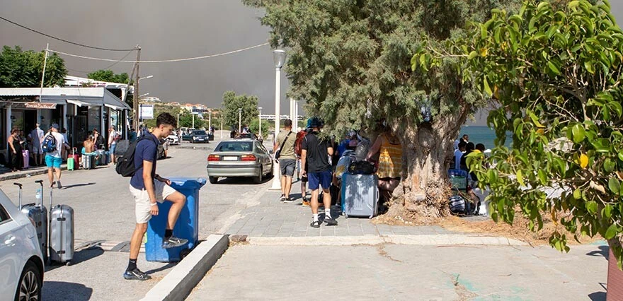 Rodos'ta yangın