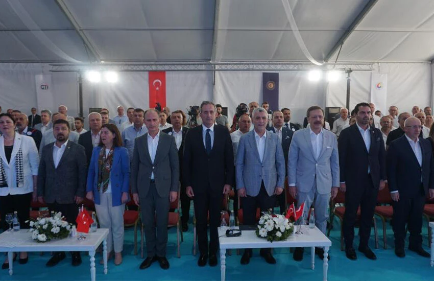 İhracatta büyük atılım! Hedef 2023'te cumhuriyet rekorunu kırmak