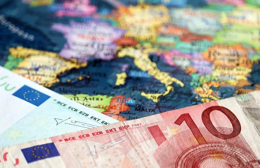 Euro Bölgesi hizmet sektörü büyümesi 6  ayın en düşük seviyesinde!