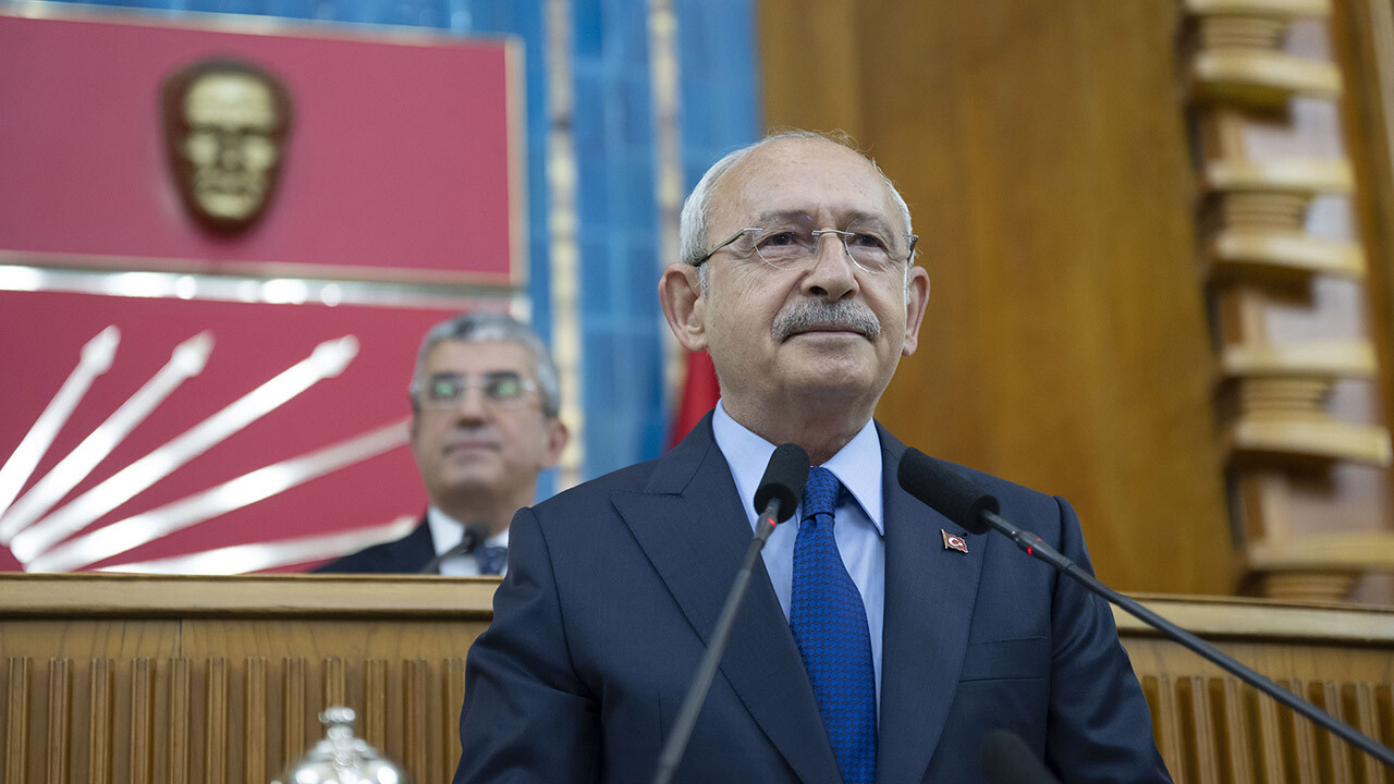 CHP&#039;de imzalar toplanıyor! Kemal Kılıçdaroğlu&#039;na kurultay öncesi sürpriz teklif