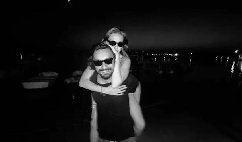 4 yıllık ilişkisi yeni bitmişti! Umut Evirgen ve Alina Boz birlikteliğinden ilk kare...