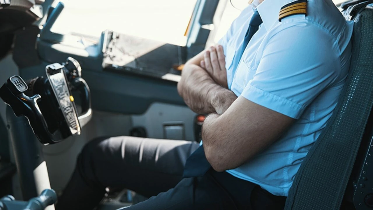Zamları beğenmeyen pilotlar greve başladı. Uçuşlar bozguna uğrayabilir