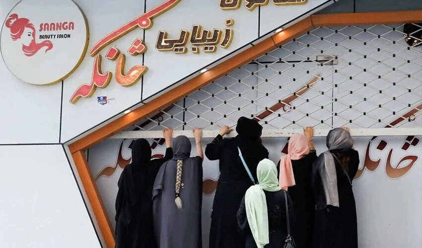 Taliban emretti güzellik salonları kapatıldı! Afganistan'da 60 bin kadın işsiz kaldı