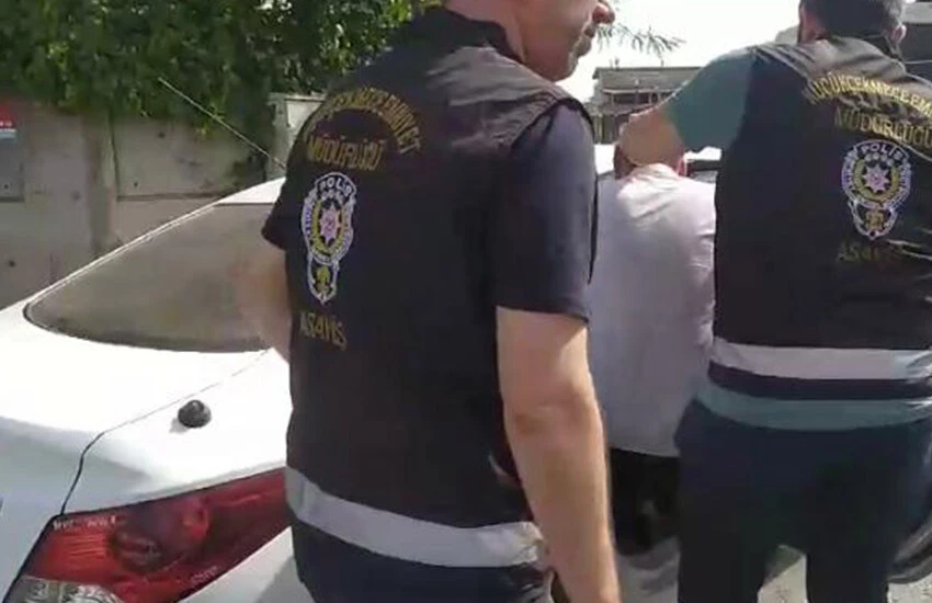 Kendisini Suriyeli olarak tanıtıp 'asgari ücretliler ölsün' demişti: Suçüstü yakalandı