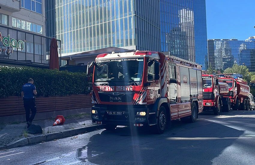 Sarıyer'de iş merkezinde yangın! Ekipler müdahale etti