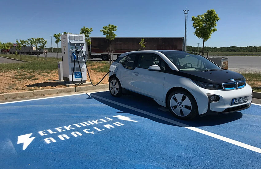 Elektrikli araç şarj istasyonu ruhsatına ilişkin yönetmelik Resmi Gazete'de!