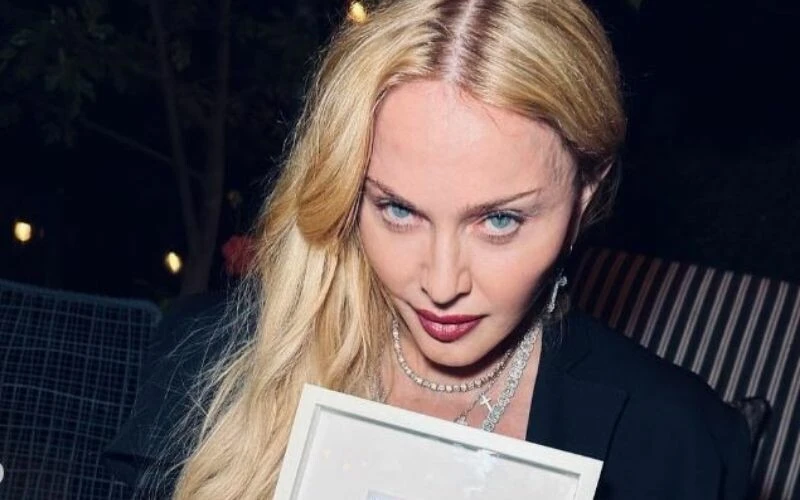 Ölümden dönmüştü! Dünyaca ünlü yıldız Madonna zor günlerde yanında olanları açıkladı!