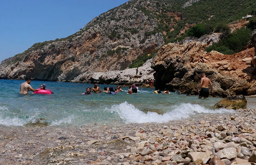 Bir dönem korsanlar gizlendi! Hatay'daki 'gizli cennet'e yoğun ilgi