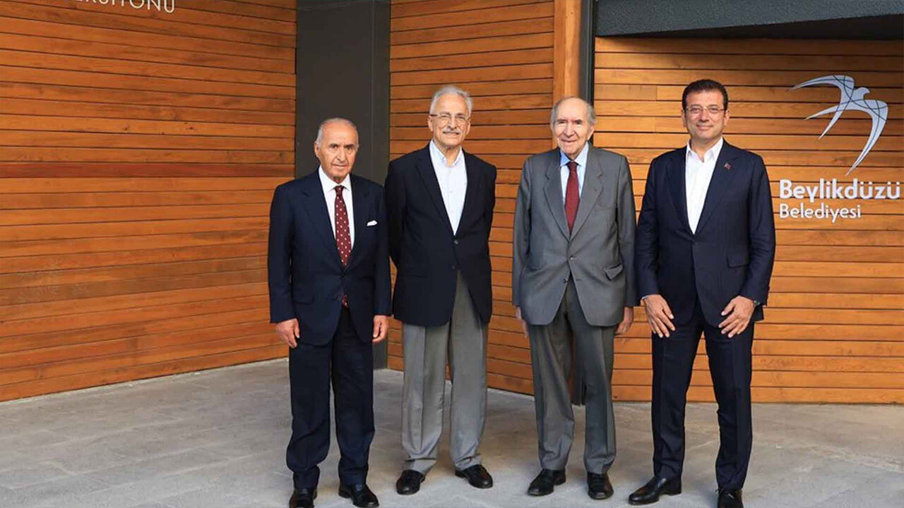 Ekrem İmamoğlu bu sefer eskilerle &#039;değişim&#039; dedi 