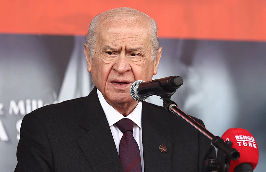 Devlet Bahçeli CHP'li belediyelerin sınıfta kaldığını söyledi.