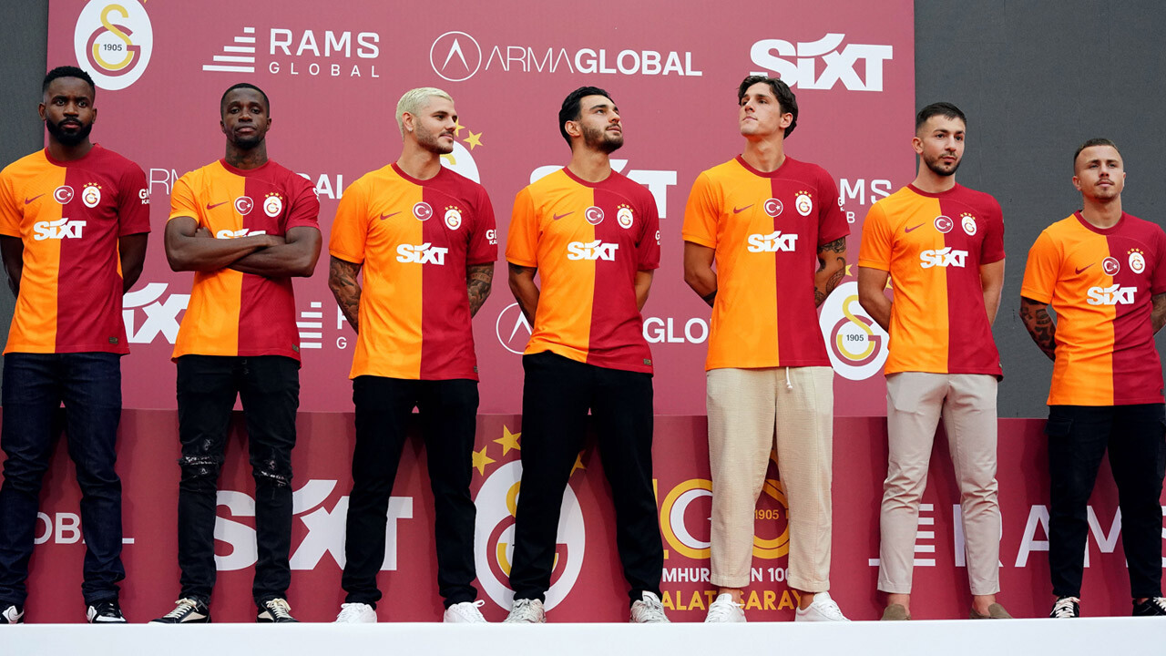 Türk futbol tarihinin en pahalı takımı Galatasaray! Rakiplerine fark attı