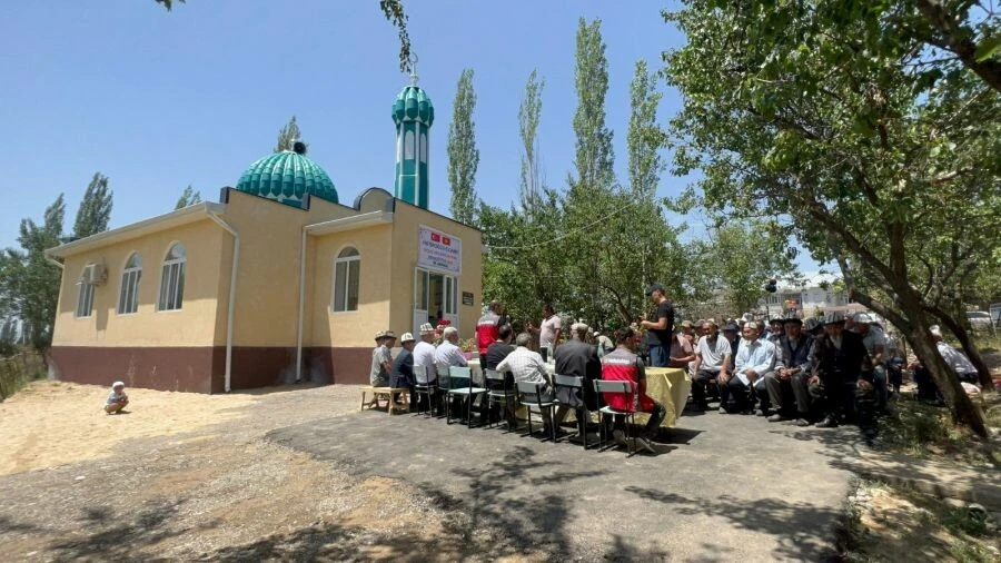 Sadakataşı 4 kalıcı eser açılışı gerçekleştirdi