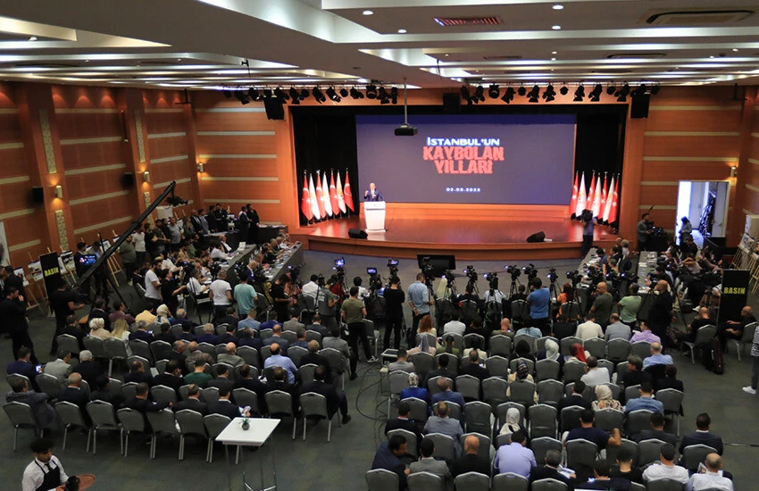 AK Parti İstanbul İl Başkanı Kabaktepe: İmamoğlu İBB’yi servis dışı yaptı