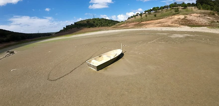 İstanbul’da kuraklık alarmı! Havadan çekilen görüntüler tehlikeyi ortaya çıkardı