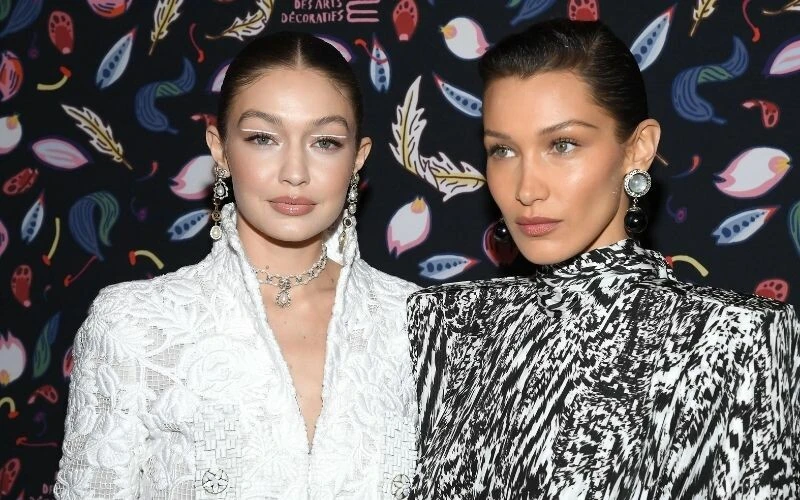 Lyme hastalığıyla savaşan Bella Hadid’in sağlık durumu hakkında kardeşi Gigi Hadid açıklama yaptı!