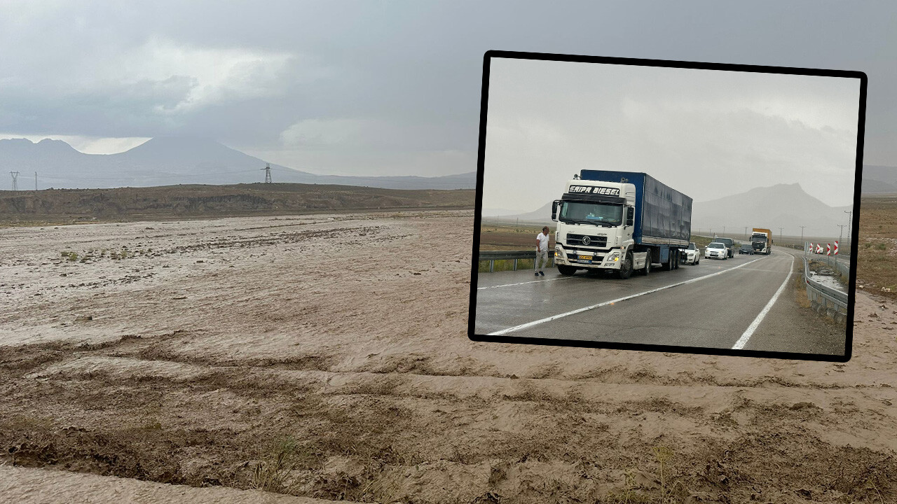 Son dakika! Ağrı Doğubeyazıt&#039;ta sel: Türkiye-İran kara yolu kapandı