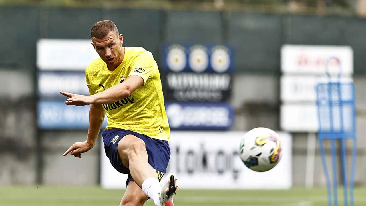 Edin Dzeko’dan yıldız futbolcuya telefon: Fenerbahçe’ye gel!