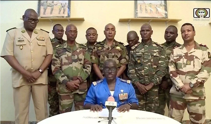 Afrika'daki peş peşe darbeler Avrupa'yı endişelendiriyor! Gabon'da da ordu yönetime el koydu