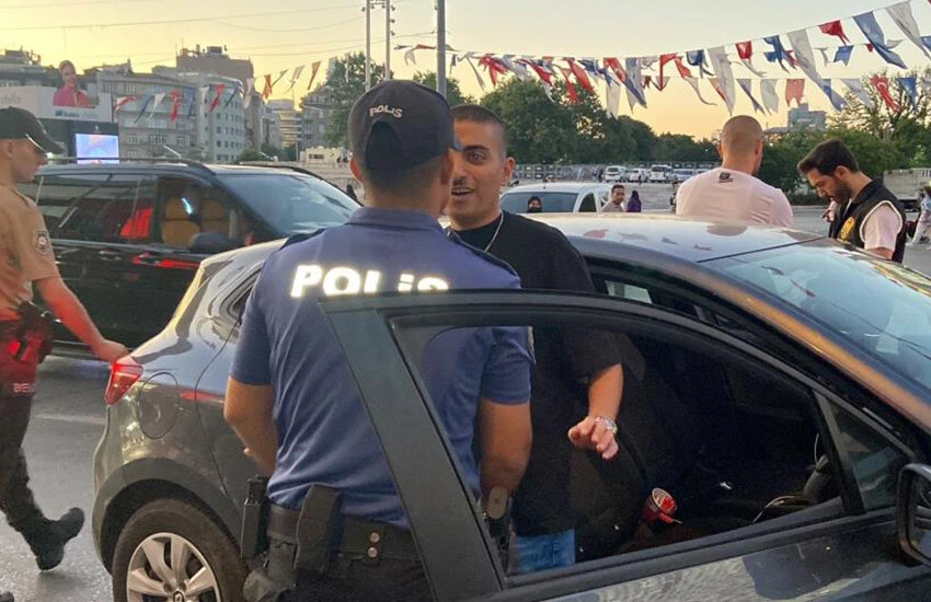 İstanbul'da asayiş uygulaması yapıldı.