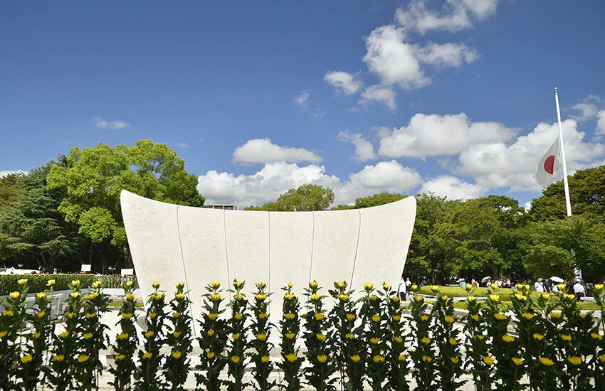 Hiroşima saldırısında hayatını kaybeden 70 bin kişi anıldı