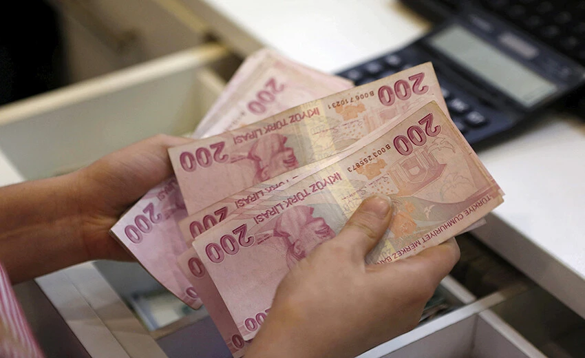 EYT'de milyonları ilgilendiren gelişme: 1 lira bile borcu olana aylık bağlanmıyor