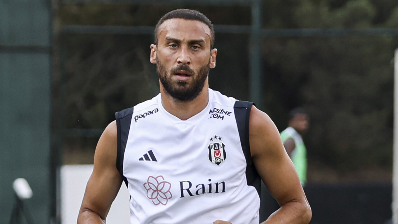 Beşiktaş&#039;ta Cenk Tosun krizi: Sözleşmede &#039;kur&#039;a takıldı!