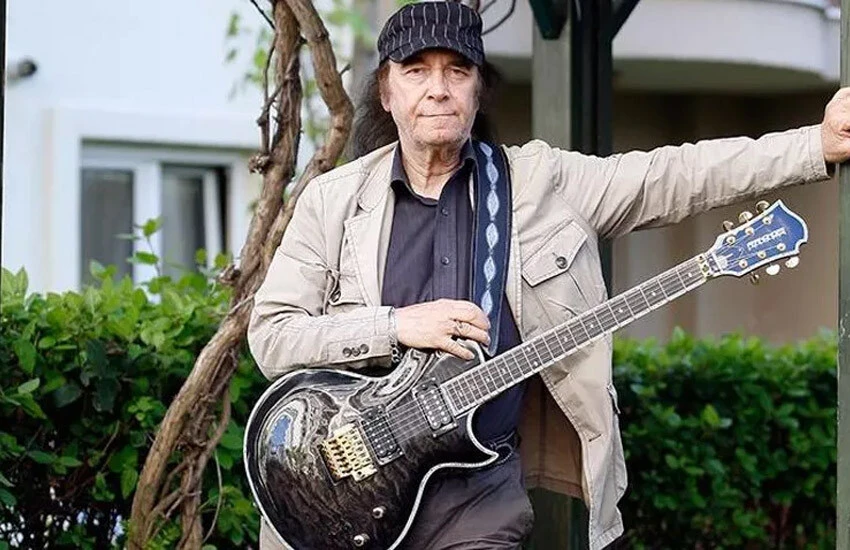 Erkin Koray, 82 yaşında hayatını kaybetti