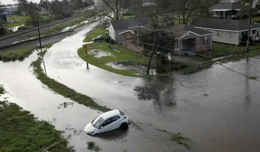 Bir milyondan fazla hane elektriksiz kaldı 2 kişi öldü! ABD'nin doğu yakasında şiddetli fırtınalar