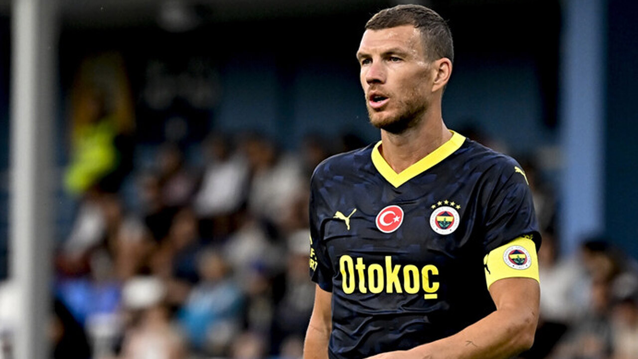 Edin Dzeko&#039;dan vatandaşına transfer telefonu: &quot;Fenerbahçe&#039;ye gel&quot;