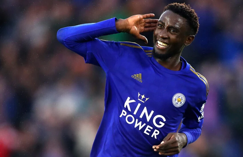 Fenerbahçe'den 2 transfer daha: 6 numara ve kanat tamam!