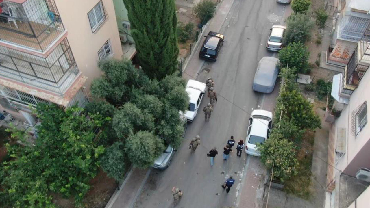 Mersin&#039;de drone destekli FETÖ operasyonu: 8 gözaltı