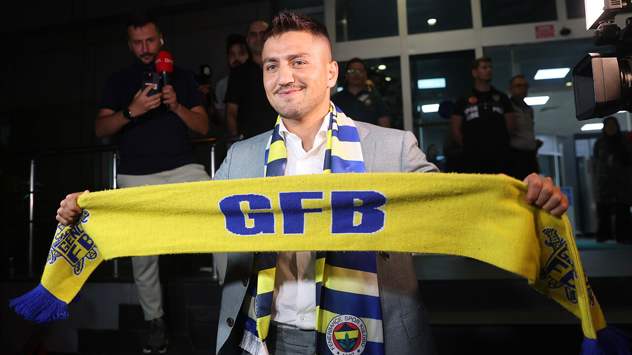 Cengiz Ünder resmen Fenerbahçe’de!