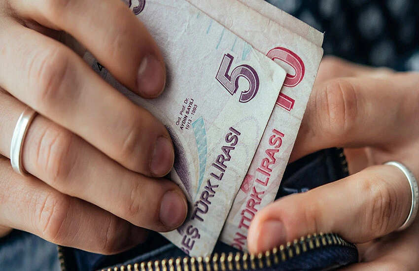 Memur maaşları için gözler 14 Ağustos'a çevrildi, Bakan Işıkhan'dan açıklama geldi