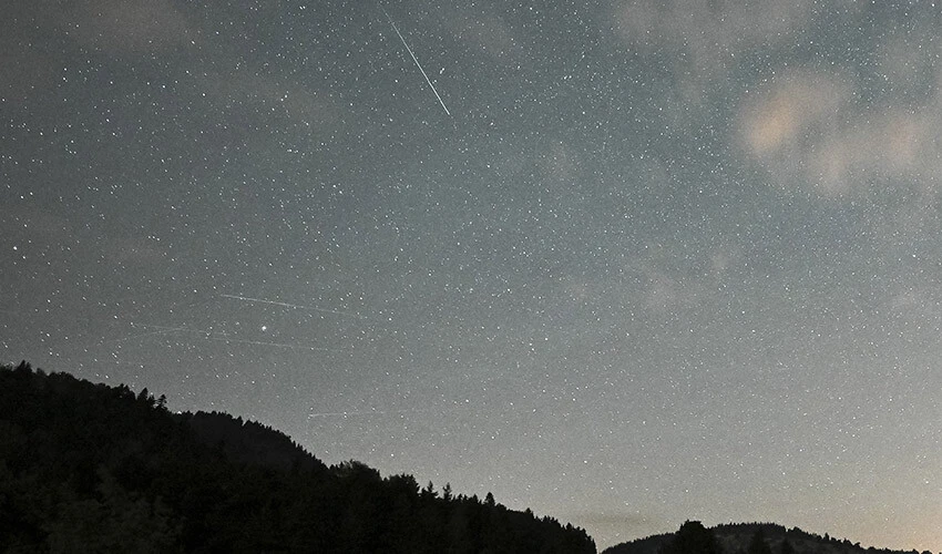 Etkileyici doğa olayı: Meteor yağmurunu izlemek isteyenler buluştu