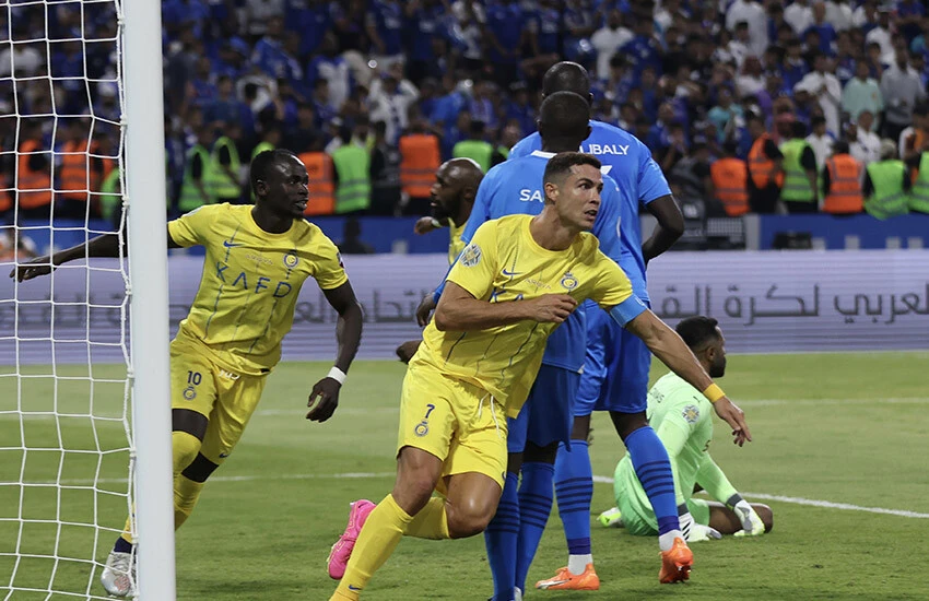 Ronaldo S. Arabistan kariyerinde ilk kupasına uzandı.