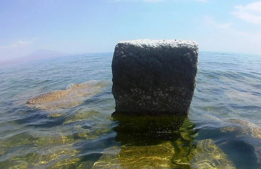 Van Gölü’nün derinliklerinde bulunanlar araştırmacılara ilham kaynağı oluyor.