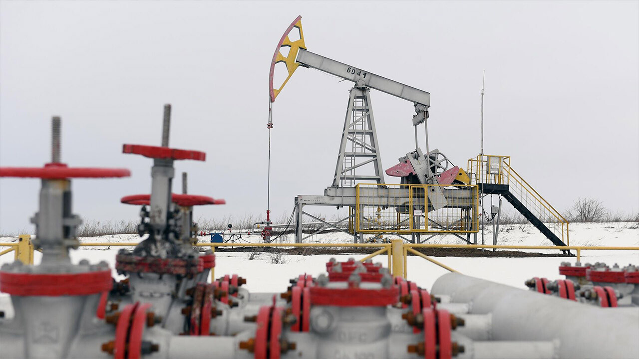 Rus petrolü tavan fiyatın üzerinde işlem görmeye devam ediyor