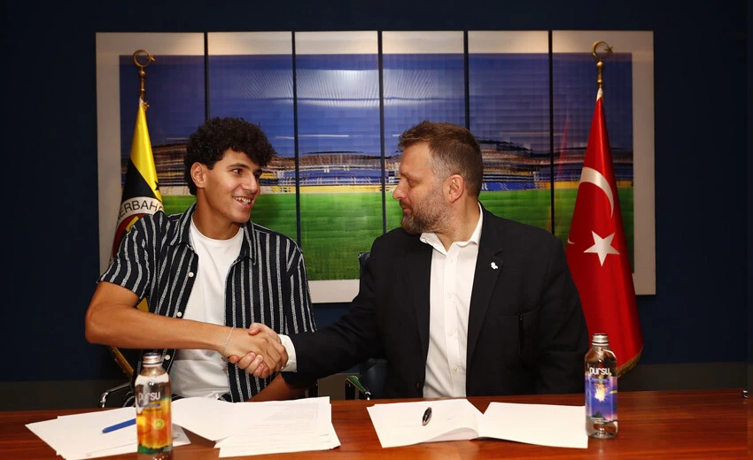 Fenerbahçe, Mısırlı stoper Omar Fayed'i kadrosuna kattı