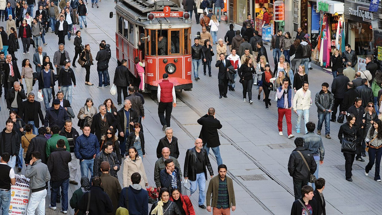 TÜİK işsizlik rakamlarını açıkladı: İkinci çeyrekte yüzde 0,3 puan azaldı