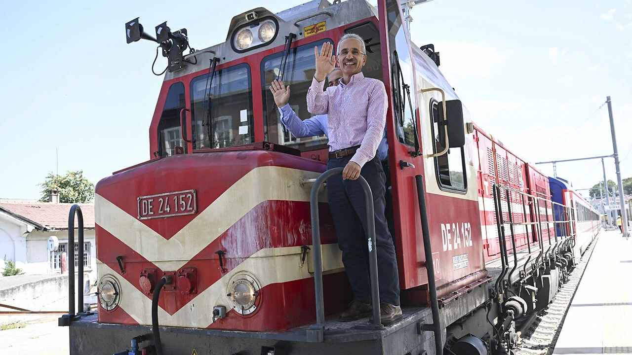 Bakan Uraloğlu müjdeyi verdi: Yıl sonu hizmete alınacak