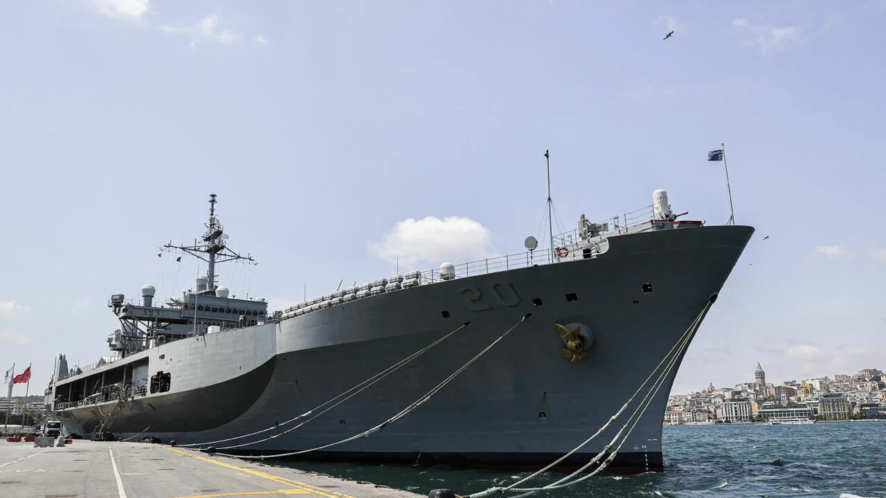 Karadeniz'deki Rus gerilimi durulmadan 2 ABD gemisi Türkiye'ye geldi