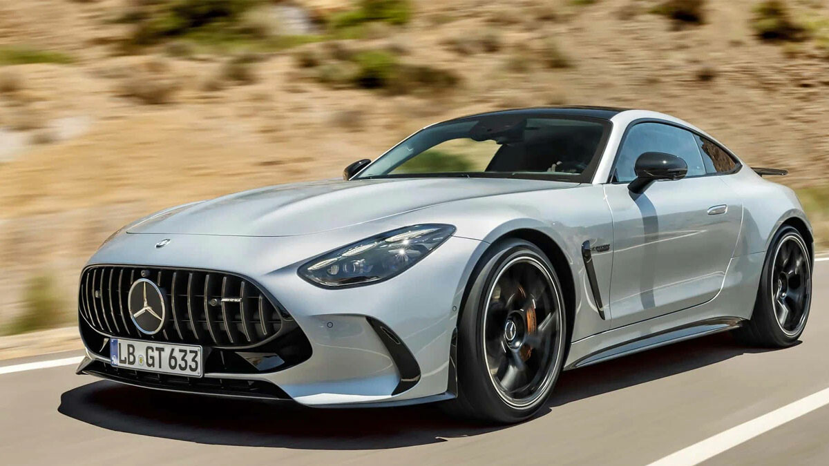 Porsche’un pabucu dama atıldı: Yepyeni Mercedes AMG GT tanıtıldı