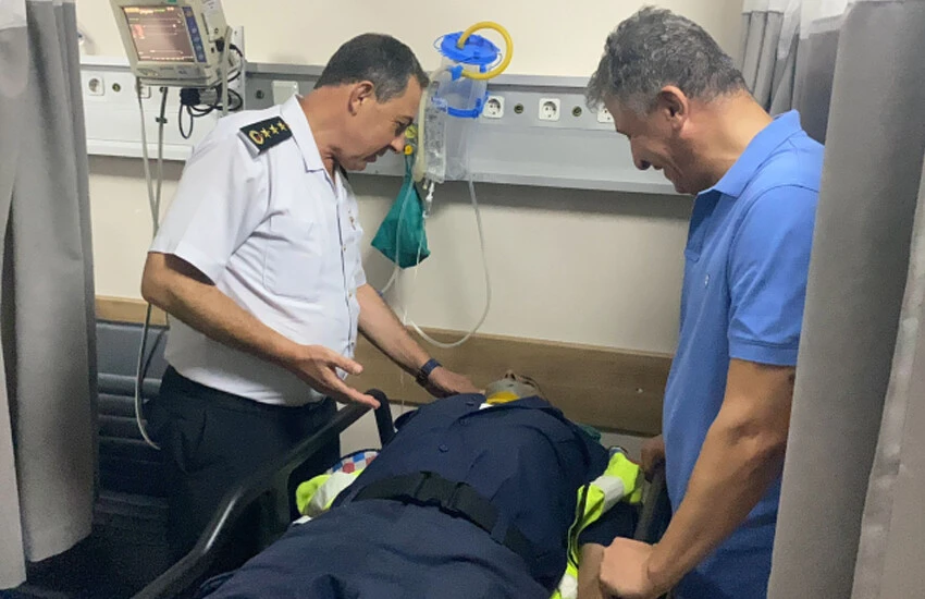 Tokat'ta kaza yapan araçlara müdahale edenlere başka bir araç çarptı. Olayda bir jandarma personeli de yaralandı.