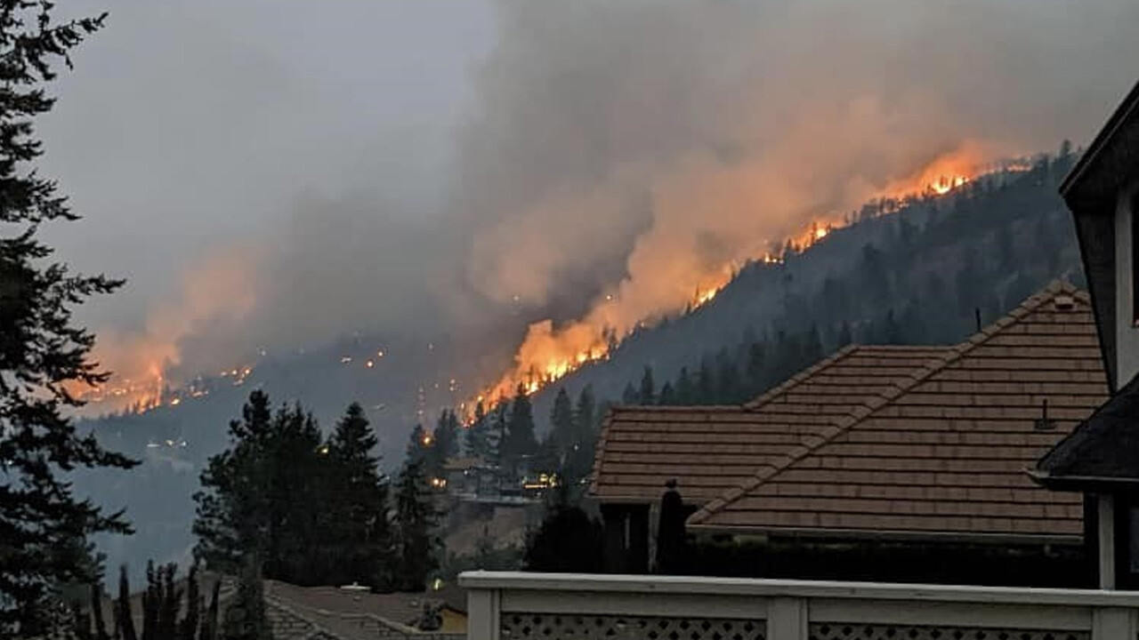 Kanada alevlere teslim: 36 bin kişi için tahliye alarmı verildi