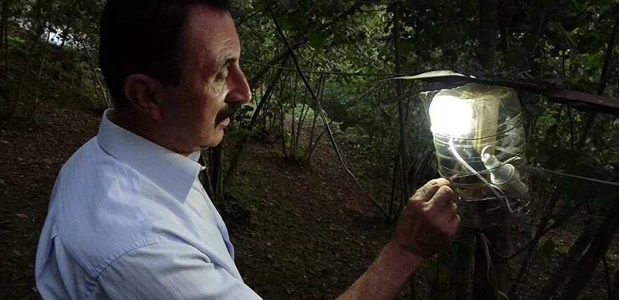 Karadenizli zekasını konuşturdu, gelir kapısını kurtardı! Bulduğu yöntemle <a href=