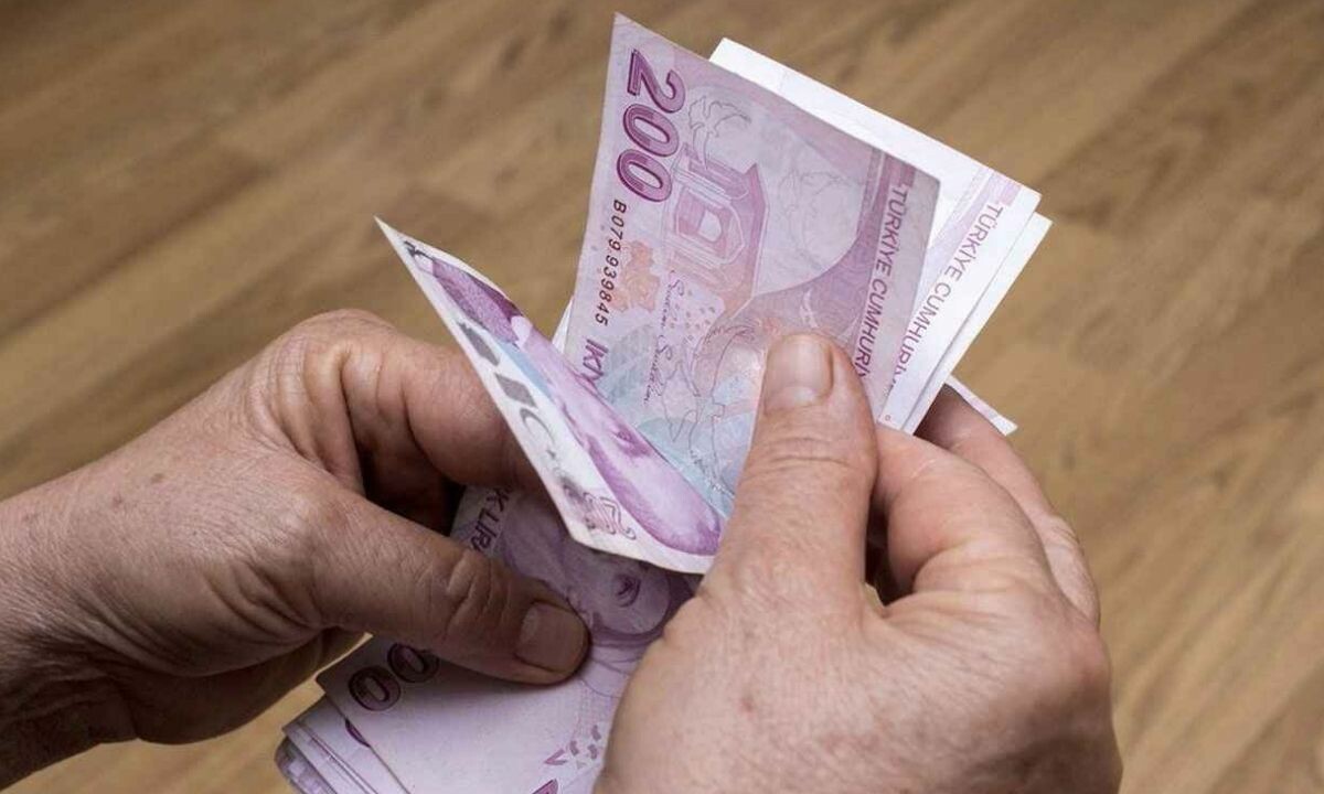 Türkiye’nin lider kuruluşundan işçiye dev zam! Kayseri Şeker’de yüzler güldü, maaşlara 107.49’luk rekor artış geldi